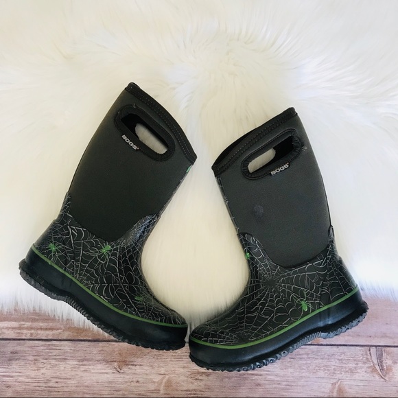 bogs spider boots